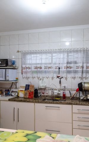 Casa à venda com 260m², 3 quartos e 2 vagasCozinha