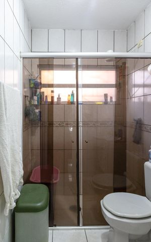Casa à venda com 260m², 3 quartos e 2 vagasBanheiro 1