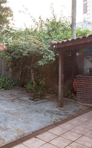 Casa à venda com 260m², 3 quartos e 2 vagasQuintal e area gourmet
