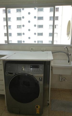 Apartamento à venda com 135m², 3 quartos e 1 vagaÁrea de Serviço
