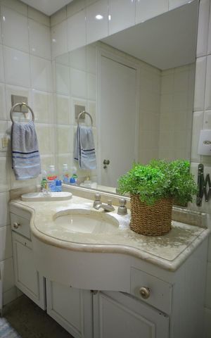 Apartamento à venda com 135m², 3 quartos e 1 vagaBanheiro Social 