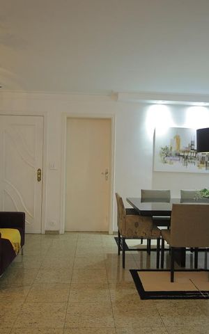 Apartamento à venda com 135m², 3 quartos e 1 vagaSala