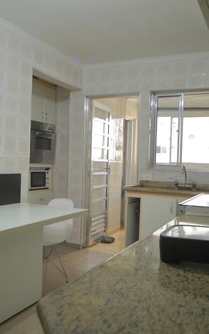 Apartamento à venda com 135m², 3 quartos e 1 vagaCozinha 
