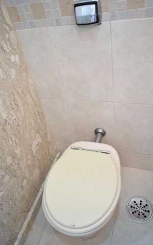 Apartamento à venda com 177m², 4 quartos e 2 vagasBanheiro da Suíte 2