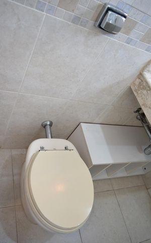 Apartamento à venda com 177m², 4 quartos e 2 vagasBanheiro da Suíte 1