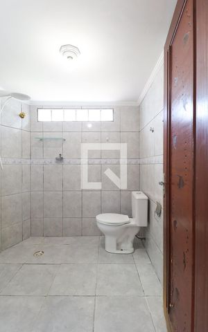 Casa de condomínio à venda com 288m², 6 quartos e 1 vaga Casa de condomínio à venda com 288m², 6 quartos e 1 vagaBanheiro