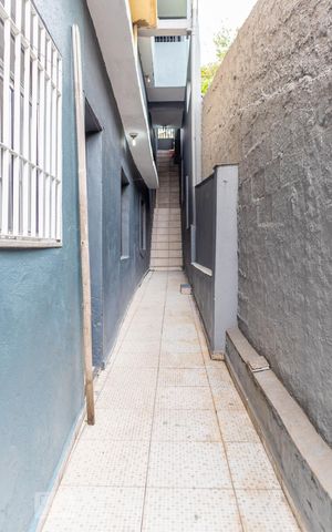 Casa de condomínio à venda com 288m², 6 quartos e 1 vaga Casa de condomínio à venda com 288m², 6 quartos e 1 vagaÁrea comum