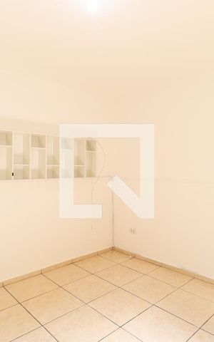 Casa de condomínio à venda com 288m², 6 quartos e 1 vaga Casa de condomínio à venda com 288m², 6 quartos e 1 vagaQuarto