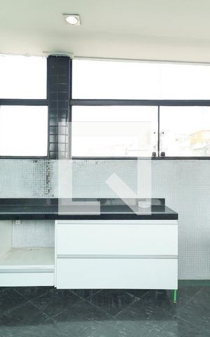 Casa de condomínio à venda com 288m², 6 quartos e 1 vaga Casa de condomínio à venda com 288m², 6 quartos e 1 vagaÁrea comum