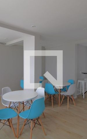Apartamento para alugar com 38m², 2 quartos e sem vagaÁrea comum - Salão de festas