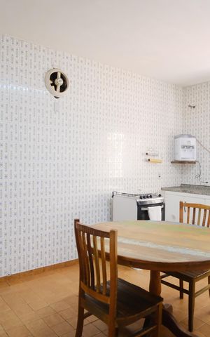 Casa para alugar com 189m², 2 quartos e 2 vagasCozinha