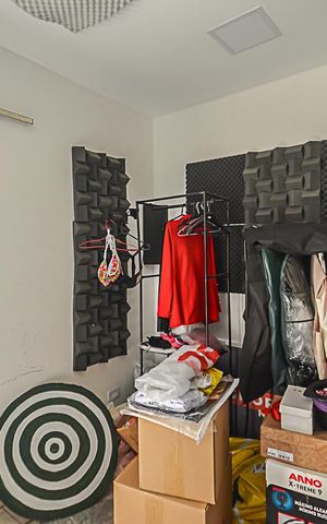 Casa à venda com 500m², 3 quartos e 2 vagas Casa à venda com 500m², 3 quartos e 2 vagasDeposito