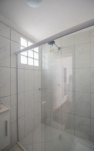 Casa à venda com 500m², 3 quartos e 2 vagas Casa à venda com 500m², 3 quartos e 2 vagasBanheiro da Suíte