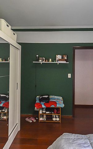 Casa à venda com 500m², 3 quartos e 2 vagas Casa à venda com 500m², 3 quartos e 2 vagasQuarto 2