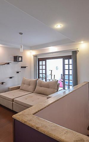Casa à venda com 500m², 3 quartos e 2 vagas Casa à venda com 500m², 3 quartos e 2 vagasSala 2