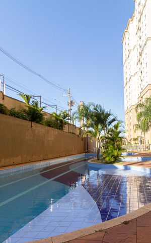 Apartamento à venda com 57m², 2 quartos e 1 vaga Apartamento à venda com 57m², 2 quartos e 1 vagaÁrea comum - Piscina