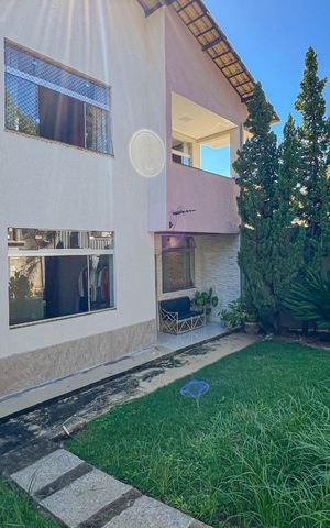 Casa à venda com 430m², 4 quartos e 4 vagas