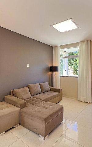 Casa à venda com 430m², 4 quartos e 4 vagas