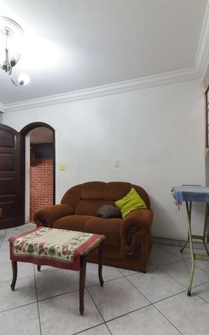 Casa à venda com 300m², 3 quartos e 2 vagas
