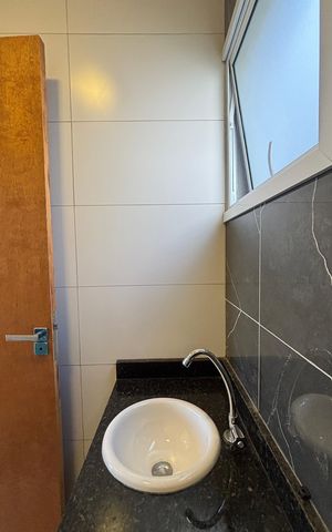 Apartamento à venda com 98m², 2 quartos e 1 vaga Apartamento à venda com 98m², 2 quartos e 1 vagaBanheiro da Suíte