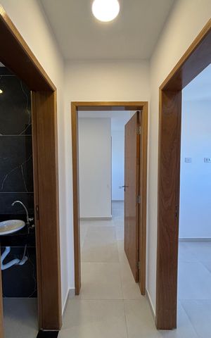 Apartamento à venda com 98m², 2 quartos e 1 vaga Apartamento à venda com 98m², 2 quartos e 1 vagaCorredor