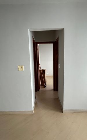 Apartamento à venda com 75m², 2 quartos e 1 vagaCorredor