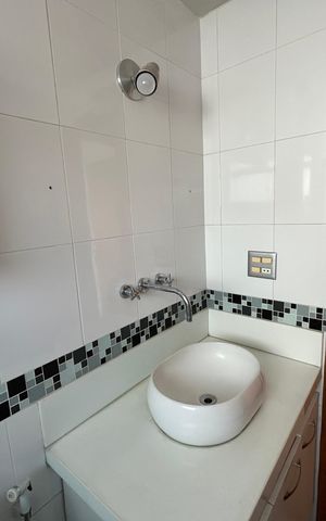 Apartamento à venda com 75m², 2 quartos e 1 vagaBanheiro
