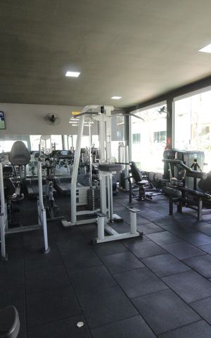 Casa de condomínio para alugar com 485m², 4 quartos e 2 vagasÁrea comum - Academia