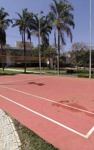 Casa de condomínio para alugar com 485m², 4 quartos e 2 vagasQuadra Esportiva