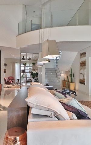 Casa de condomínio para alugar com 485m², 4 quartos e 2 vagasSala