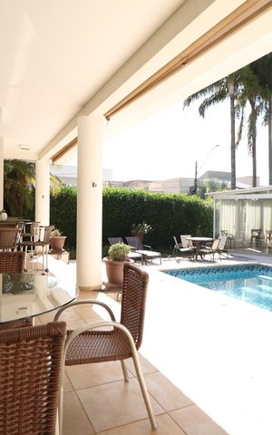 Casa de condomínio para alugar com 485m², 4 quartos e 2 vagasVaranda