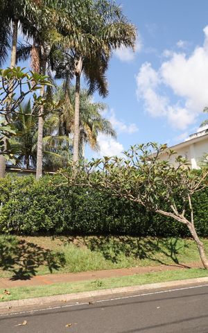 Casa de condomínio para alugar com 485m², 4 quartos e 2 vagasFachada
