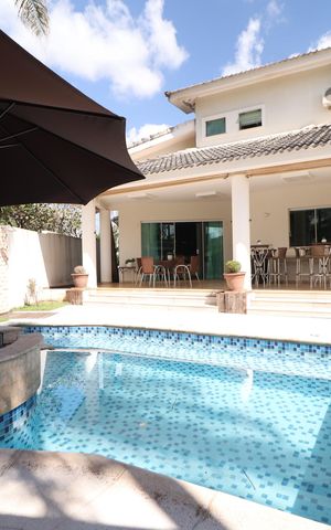 Casa de condomínio para alugar com 485m², 4 quartos e 2 vagasPiscina