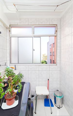 Apartamento à venda com 57m², 3 quartos e 1 vagaCozinha e Área de Serviço
