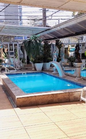 Casa à venda com 192m², 3 quartos e 2 vagas Casa à venda com 192m², 3 quartos e 2 vagasÁrea externa