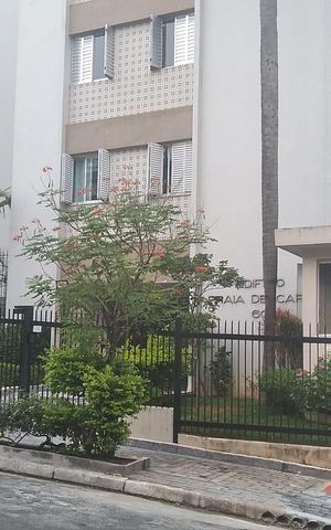 Apartamento à venda com 64m², 2 quartos e 1 vaga Apartamento à venda com 64m², 2 quartos e 1 vagaFachada