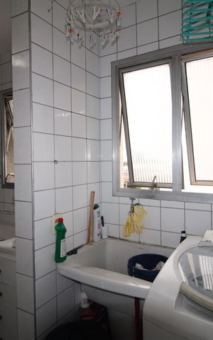 Apartamento à venda com 64m², 2 quartos e 1 vagaÁrea de Serviço