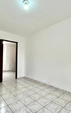 Casa à venda com 220m², 2 quartos e 1 vaga Casa à venda com 220m², 2 quartos e 1 vagaQuarto 2