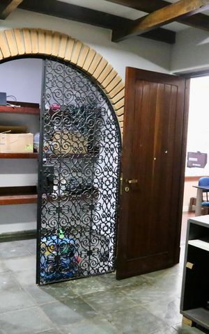 Casa de condomínio à venda com 2500m², 5 quartos e 20 vagas Casa de condomínio à venda com 2500m², 5 quartos e 20 vagasCopa