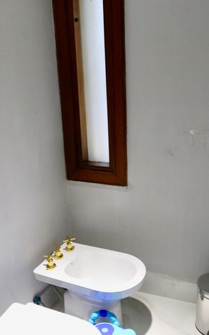 Casa de condomínio à venda com 2500m², 5 quartos e 20 vagas Casa de condomínio à venda com 2500m², 5 quartos e 20 vagasBanheiro Suíte 3