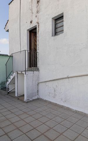 Casa à venda com 298m², 4 quartos e 2 vagas Casa à venda com 298m², 4 quartos e 2 vagasCasa 2 - Varanda