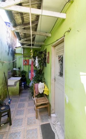 Casa à venda com 150m², 3 quartos e 1 vaga Casa à venda com 150m², 3 quartos e 1 vagaCasa 3
