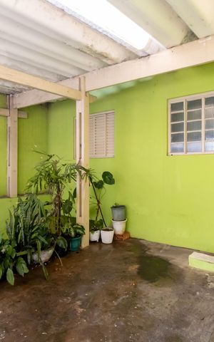 Casa à venda com 150m², 3 quartos e 1 vaga Casa à venda com 150m², 3 quartos e 1 vagaGaragem