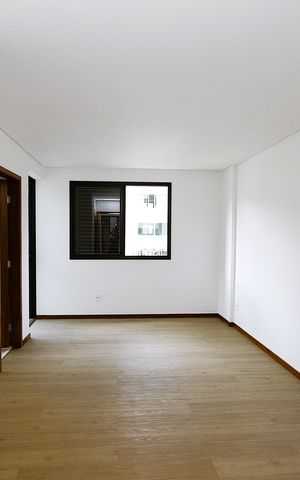 Apartamento à venda com 135m², 4 quartos e 3 vagasQuarto 1 - Suíte