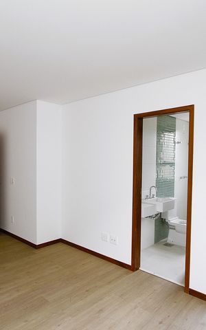Apartamento à venda com 135m², 4 quartos e 3 vagasQuarto 1 - Suíte