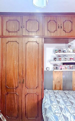 Casa à venda com 170m², 3 quartos e 2 vagasQuarto 1 - Armários