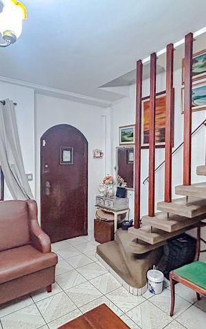 Casa à venda com 170m², 3 quartos e 2 vagasSala