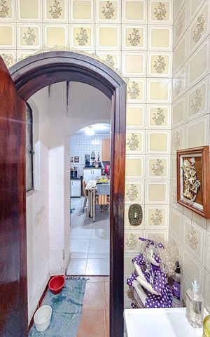 Casa à venda com 170m², 3 quartos e 2 vagasLavabo