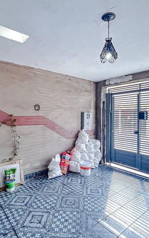 Casa à venda com 170m², 3 quartos e 2 vagasGaragem