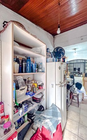 Casa à venda com 170m², 3 quartos e 2 vagasCorredor